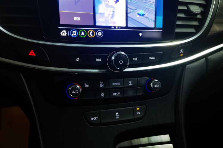 Used Buick LaCrosse 2022 652T Luxury Version Interior 5