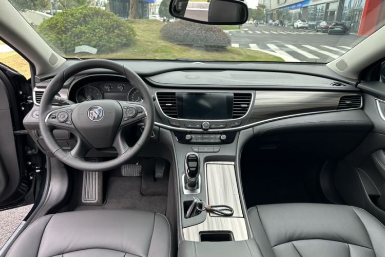 Used Buick LaCrosse 2022 652T Luxury Version Interior 6