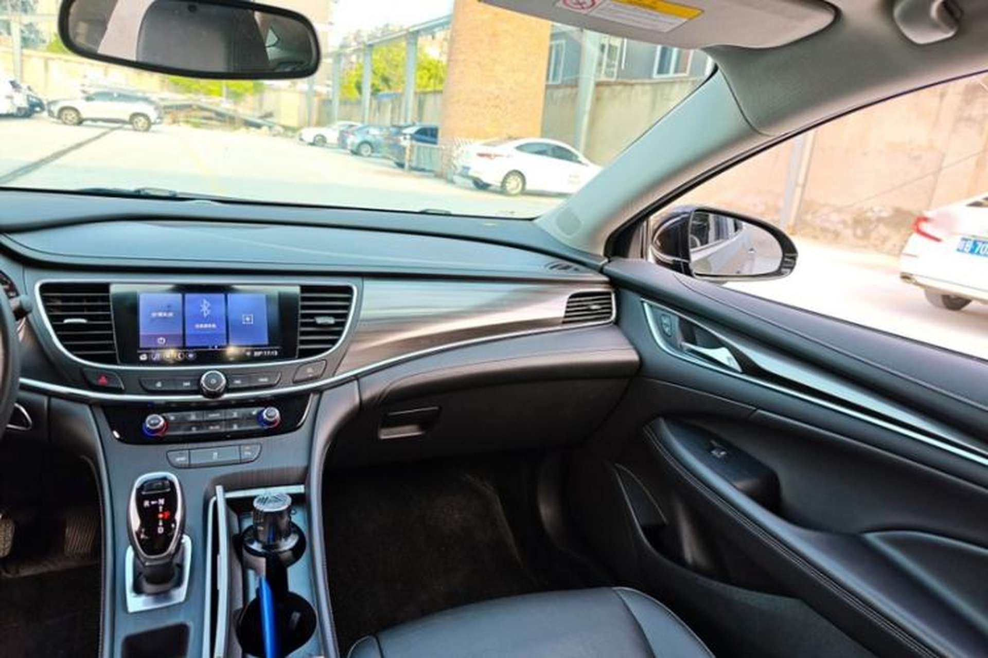 Used Buick LaCrosse 2022 652T Luxury Version Interior 6