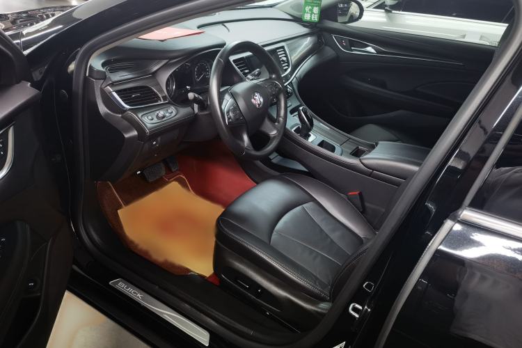 Used Buick LaCrosse 2022 652T Luxury Version Interior 6
