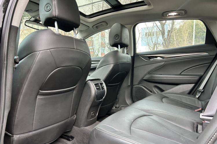 Used Buick LaCrosse 2022 652T Luxury Version Interior 9