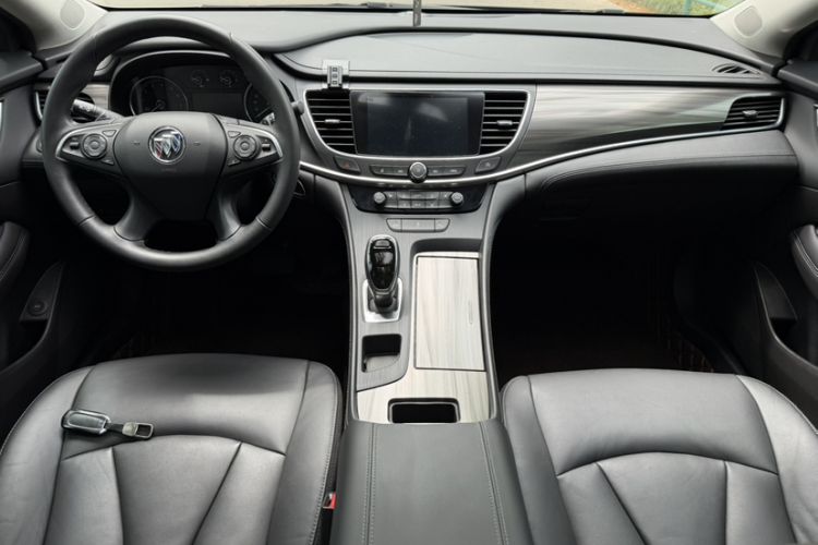 Used Buick LaCrosse 2022 652T Luxury Version Interior 9