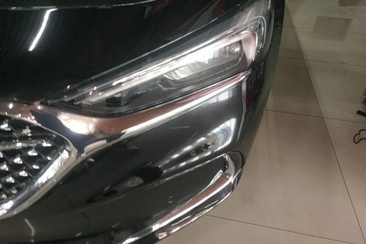 Used Buick LaCrosse 2022 Avenir Avia First Edition Left Front Headlight
