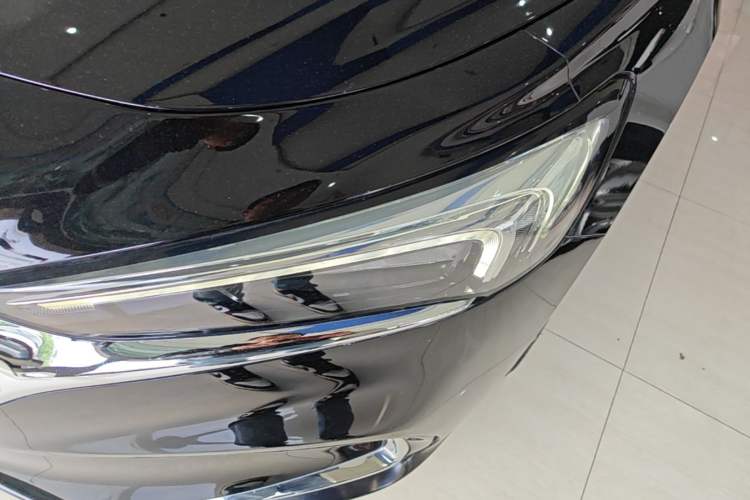 Used Buick LaCrosse 2022 552T Luxury Version Left Front Headlight