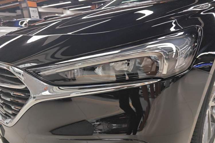 Used Buick LaCrosse 2022 652T Luxury Version Left Front Headlight