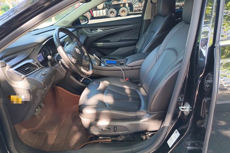 Used Buick LaCrosse 2022 652T Luxury Version Left Front Seat