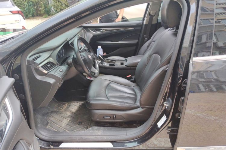 Used Buick LaCrosse 2022 652T Luxury Version Left Front Seat