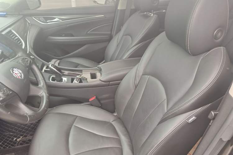 Used Buick LaCrosse 2022 652T Luxury Version Left Front Seat