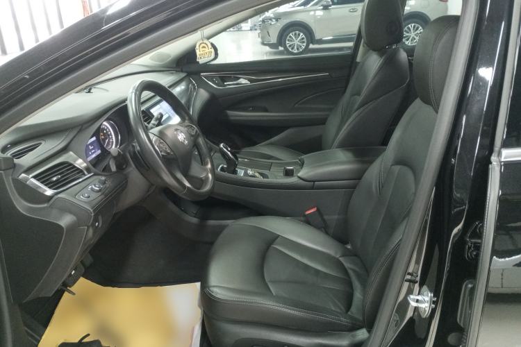 Used Buick LaCrosse 2022 652T Luxury Version Left Front Seat