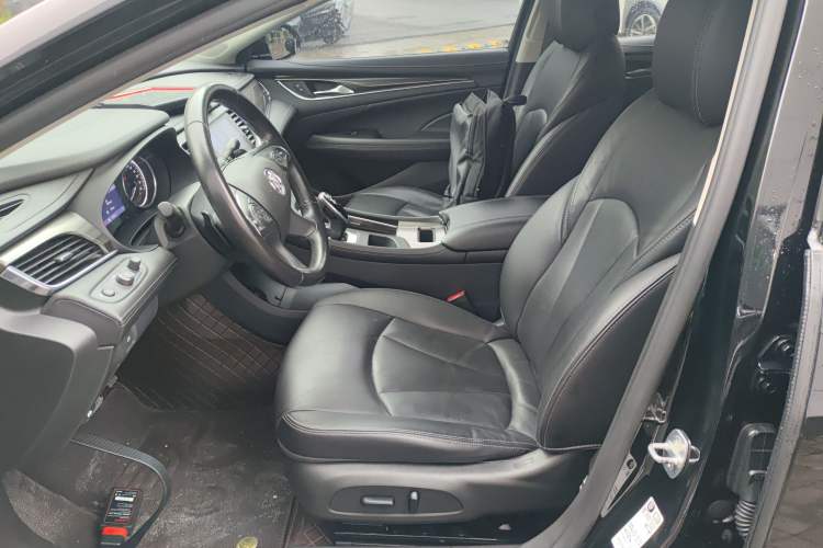 Used Buick LaCrosse 2022 652T Luxury Version Left Front Seat