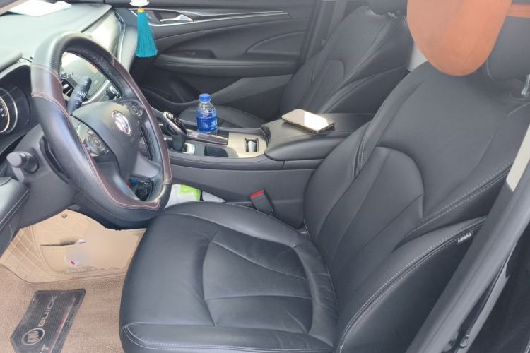 Used Buick LaCrosse 2022 652T Luxury Version Left Front Seat