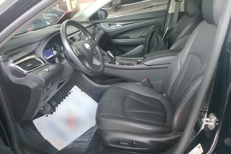 Used Buick LaCrosse 2022 652T Luxury Version Left Front Seat