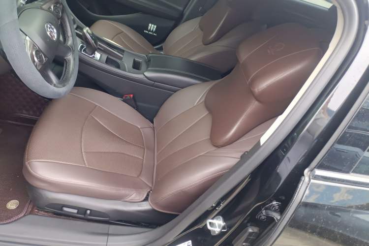 Used Buick LaCrosse 2022 652T Luxury Version Left Front Seat
