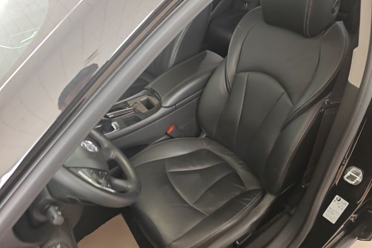 Used Buick LaCrosse 2022 652T Luxury Version Left Front Seat