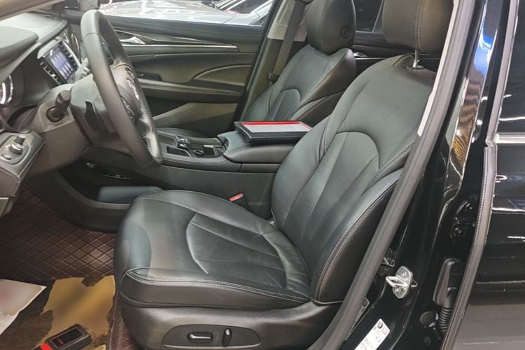 Used Buick LaCrosse 2022 552T Luxury Version Left Front Seat