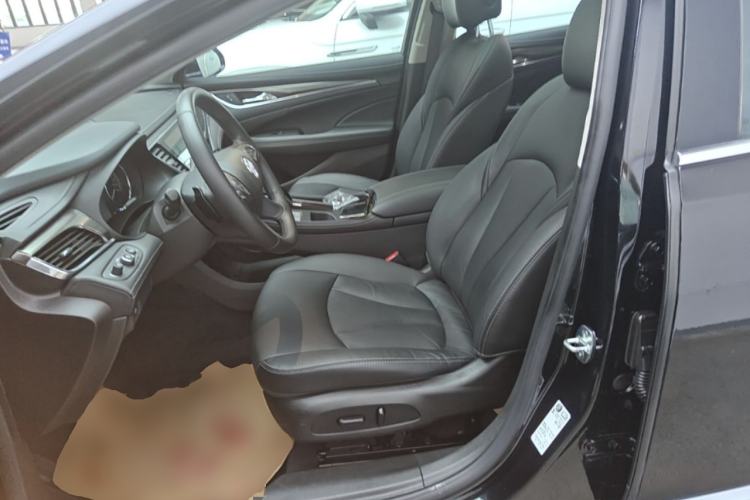 Used Buick LaCrosse 2022 652T Luxury Version Left Front Seat