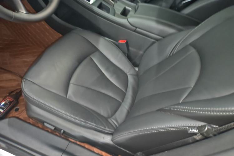 Used Buick LaCrosse 2022 652T Luxury Version Left Front Seat