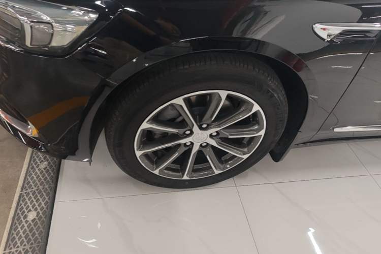 Used Buick LaCrosse 2022 652T Luxury Version Left Front Wheel Hub