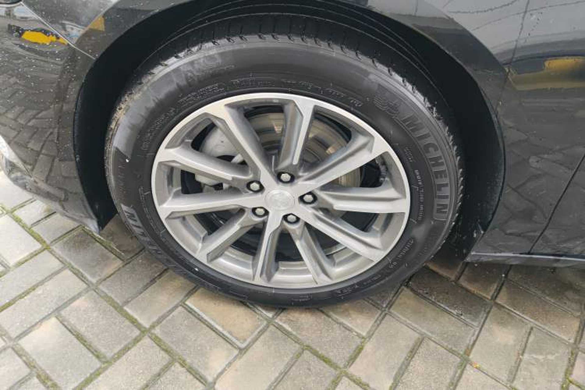 Used Buick LaCrosse 2022 652T Luxury Version Left Front Wheel Hub