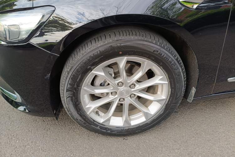 Used Buick LaCrosse 2022 552T Luxury Version Left Front Wheel Hub