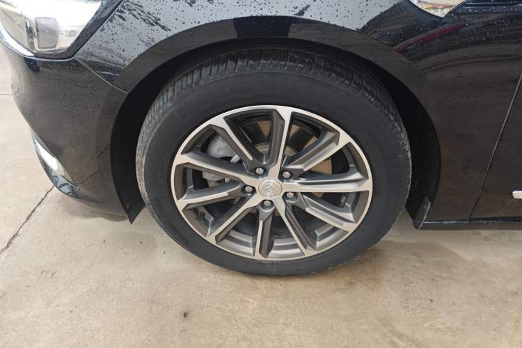 Used Buick LaCrosse 2022 652T Luxury Version Left Front Wheel Hub