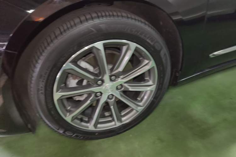 Used Buick LaCrosse 2022 652T Luxury Version Left Front Wheel Hub