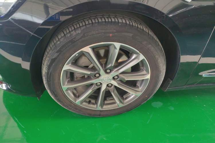 Used Buick LaCrosse 2022 652T Luxury Version Left Front Wheel Hub