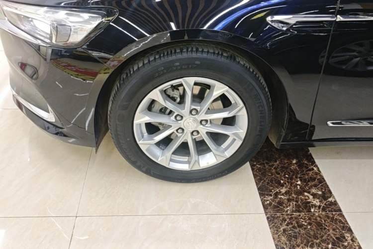 Used Buick LaCrosse 2022 552T Luxury Version Left Front Wheel Hub