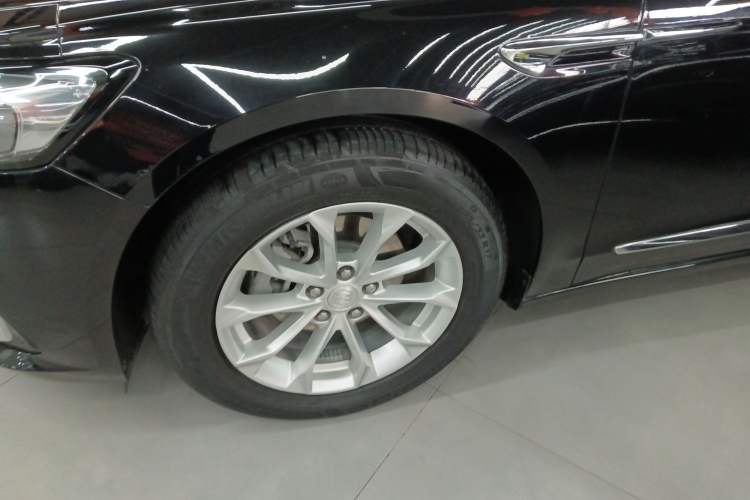 Used Buick LaCrosse 2022 552T Luxury Version Left Front Wheel Hub