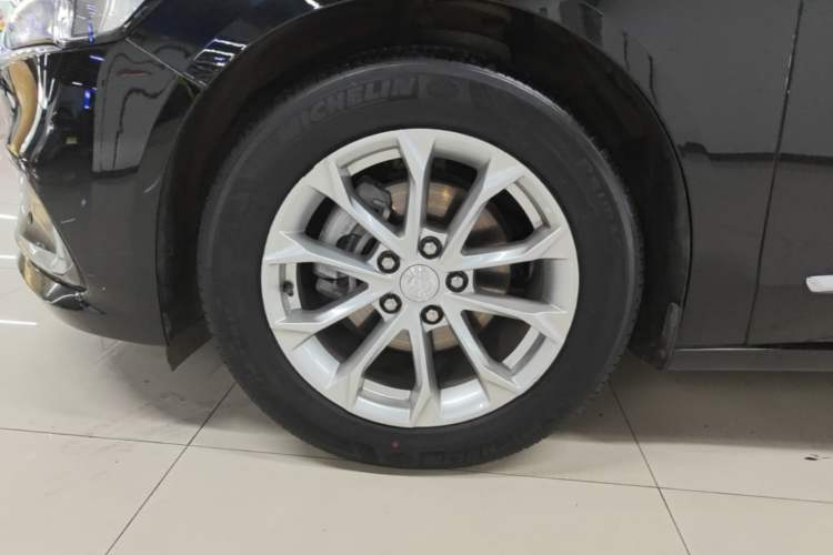 Used Buick LaCrosse 2022 552T Luxury Version Left Front Wheel Hub