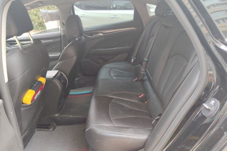 Used Buick LaCrosse 2022 652T Luxury Version Left Rear Seat