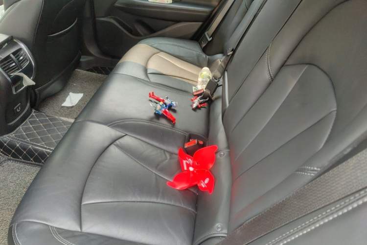 Used Buick LaCrosse 2022 552T Luxury Version Left Rear Seat