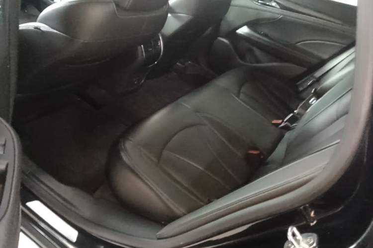 Used Buick LaCrosse 2022 552T Luxury Version Left Rear Seat