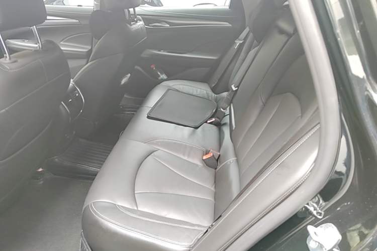 Used Buick LaCrosse 2022 652T Luxury Version Left Rear Seat