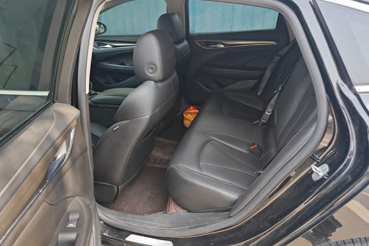 Used Buick LaCrosse 2022 552T Luxury Version Left Rear Seat