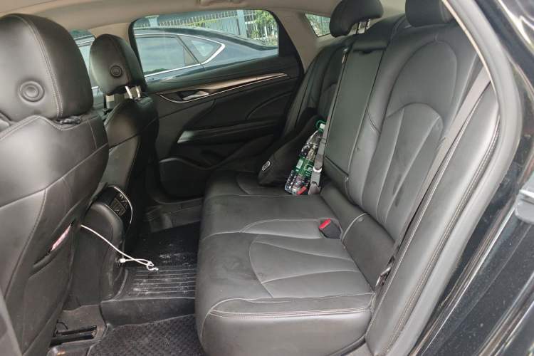 Used Buick LaCrosse 2022 552T Luxury Version Left Rear Seat
