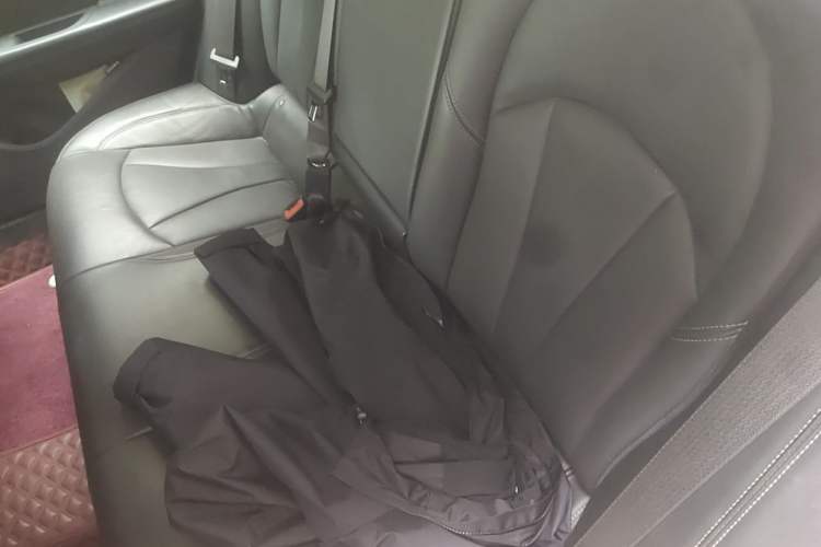 Used Buick LaCrosse 2022 652T Luxury Version Left Rear Seat