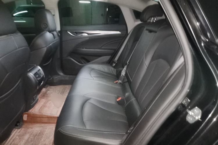 Used Buick LaCrosse 2022 552T Luxury Version Left Rear Seat