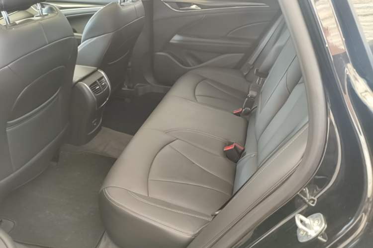 Used Buick LaCrosse 2022 652T Luxury Version Left Rear Seat