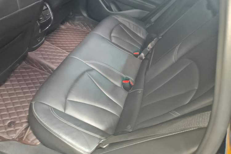 Used Buick LaCrosse 2022 652T Luxury Version Left Rear Seat