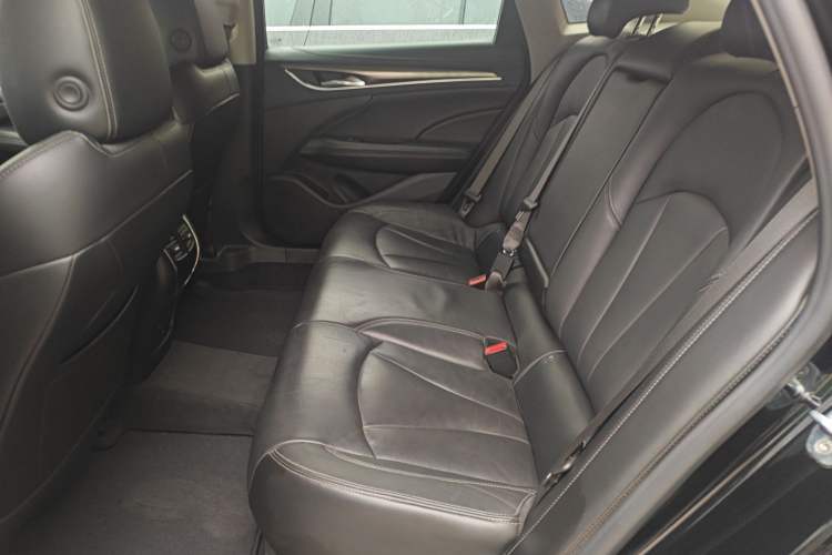 Used Buick LaCrosse 2022 652T Luxury Version Left Rear Seat