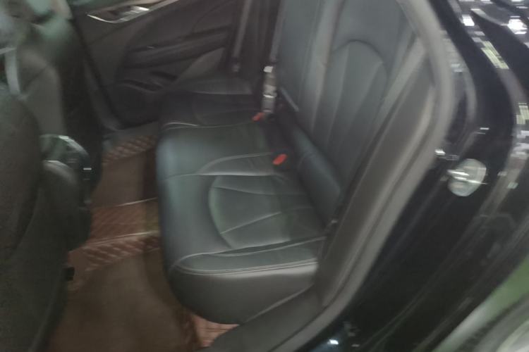 Used Buick LaCrosse 2022 652T Luxury Version Left Rear Seat