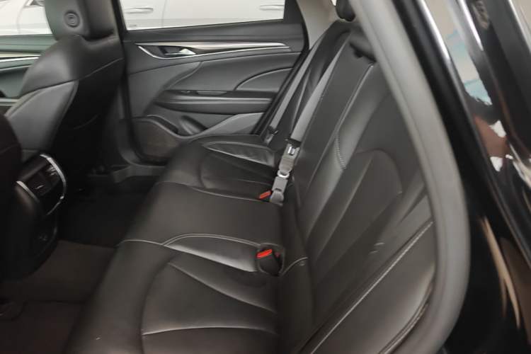 Used Buick LaCrosse 2022 652T Luxury Version Left Rear Seat