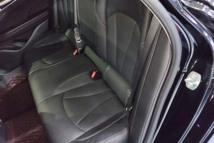 Used Buick LaCrosse 2022 552T Luxury Version Left Rear Seat