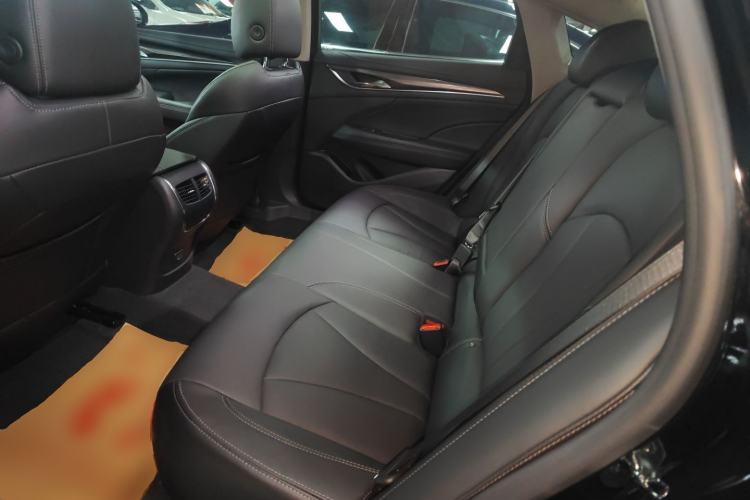 Used Buick LaCrosse 2022 652T Luxury Version Left Rear Seat