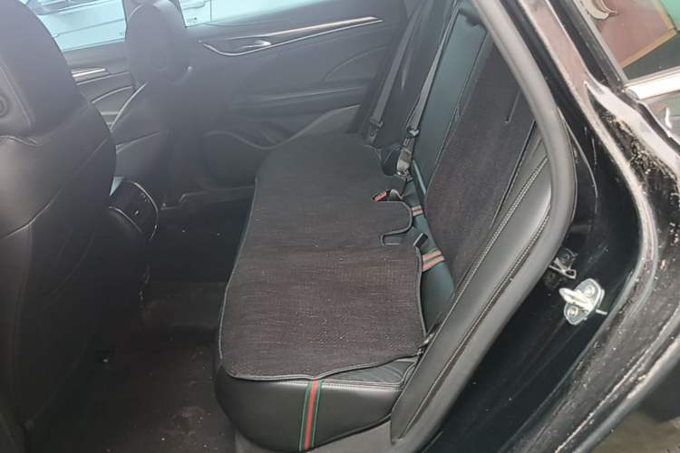 Used Buick LaCrosse 2022 552T Luxury Version Left Rear Seat