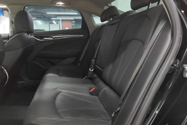 Used Buick LaCrosse 2022 552T Luxury Version Left Rear Seat