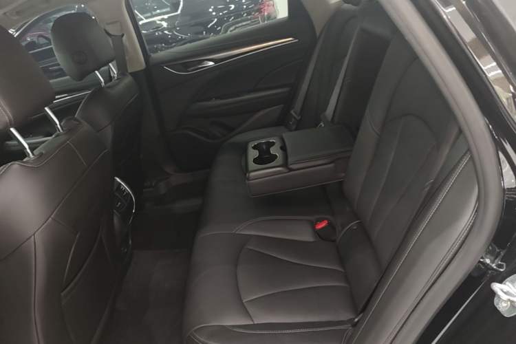 Used Buick LaCrosse 2022 652T Luxury Version Left Rear Seat