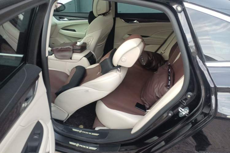 Used Buick LaCrosse 2022 Avenir Avia First Edition Left Rear Seat