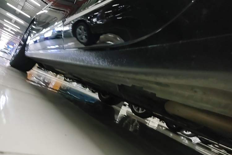 Used Buick LaCrosse 2022 652T Luxury Version Left Side Sill